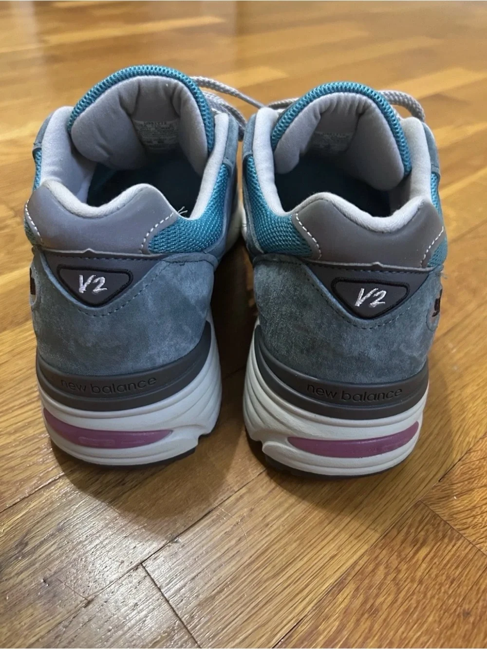 New Balance MiUK 991v2 Porceline Green